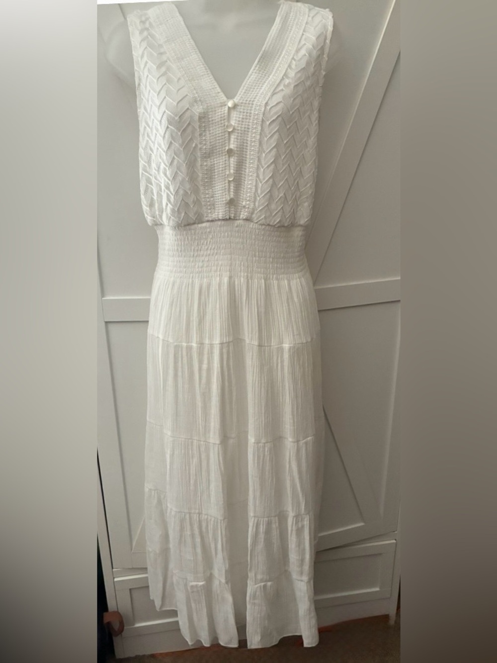 J. Gee White Boho Crochet Bodice Tiered Maxi Dress fits like L - Picture 4 of 9